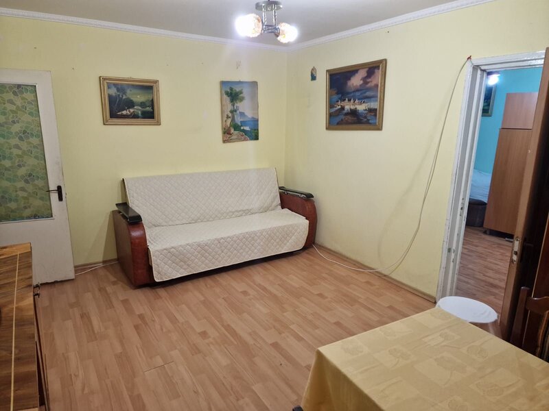 Mioritei apartament cu 2 camere de vanzare